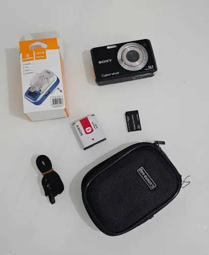 Câmera Digital Sony Cyber-shot DSC-W215 12.1MP Preto - Completa