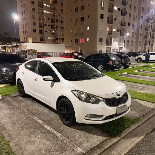 Kia Motors Cerato 1.6 16V Flex Aut. 2015