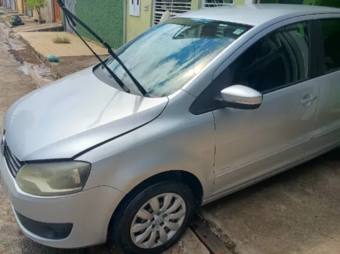 Volkswagen Fox 1.0 MI Total Flex 8V 3P 2014