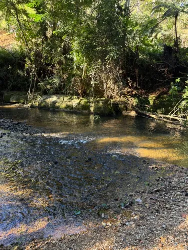 4,4 Hectares com Cachoeira Particular e Vista para as Montanhas