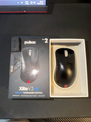 Mouse Gamer Pulsar Xlite V3 eS Size 2