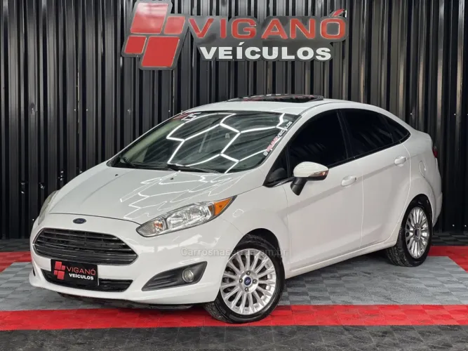 Ford Fiesta Sedan Titanium 1.6 Powershift 2015