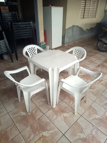 Jogo de mesa com cadeira tramontina