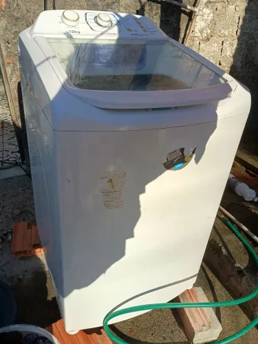 Vendo máquina lavar Eletrolux 12 kl