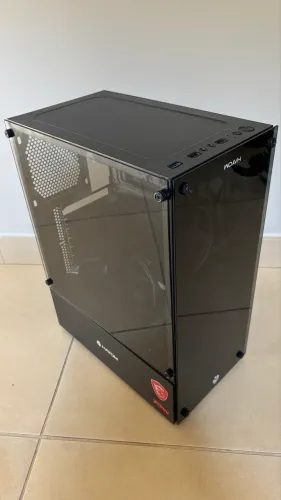 Gabinete para PC gamer Hayom