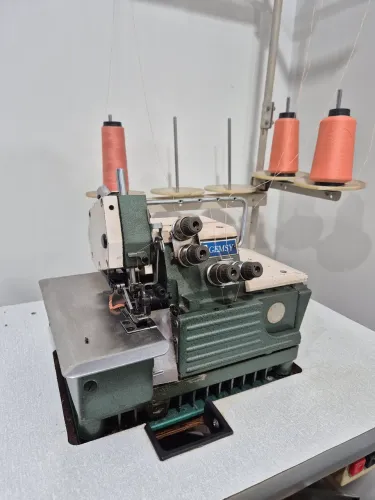 Máquina Costura Overlock / Picô (Chinesinha) Industrial Gemsy - Usada