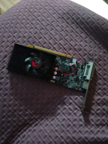 Placa 1030 Nvidia