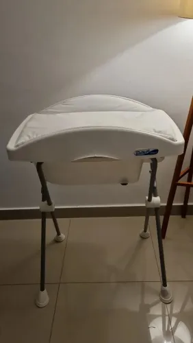 Banheira Burigotto com trocador + brinde