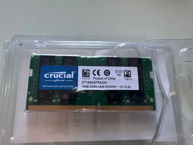 Pente de Memória DDR4 - 16GB - 3200