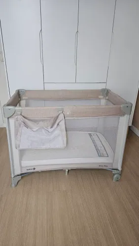 Berço Mini Play da marca Safety 1st + colchão Ortobom