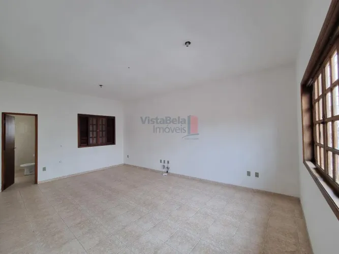 Sala Comercial para Aluguel | 61 m² no Centro, Pindamonhangaba  1 banheiro