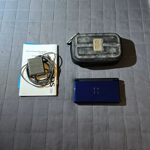 Nintendo DS Lite 