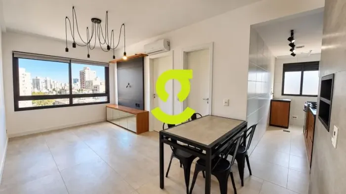 Apartamento 1 suíte com churrasqueira, ar condicionado e semi mobiliado no URB PARK | Sant