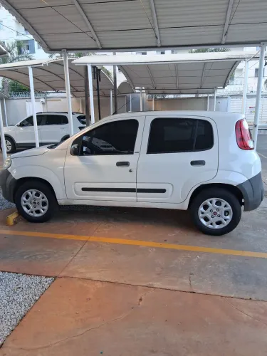 Fiat Uno Vivace 1.0 EVO Fire Flex 8V 3P 2012