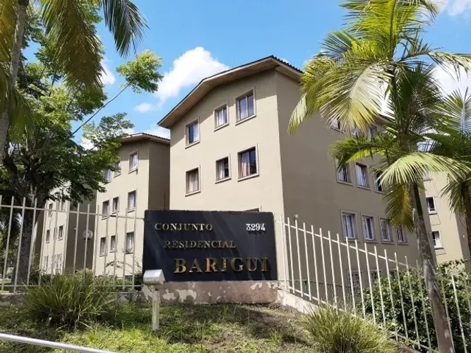 Alugo apartamento 3 quartos