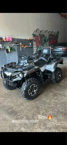 Quadriciclo can am X mr 1000r