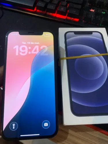 V/T IPHONE 12