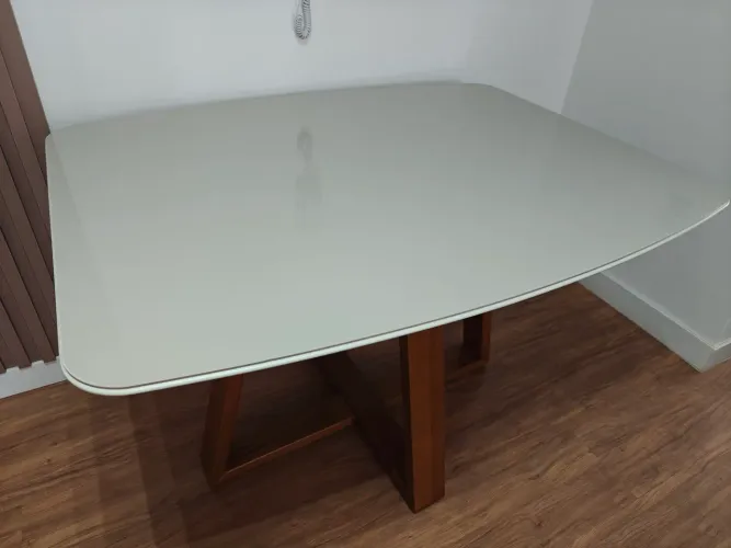 Mesa de jantar para 4 lugares 115,5 x 89,5cm