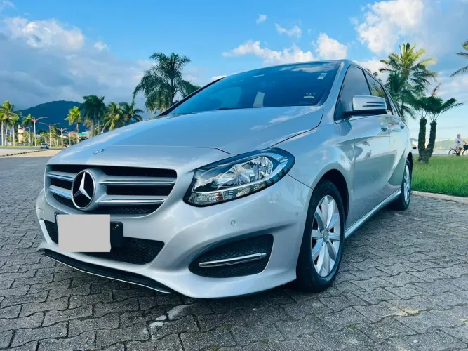 Mercedes-Benz Classe B 200 CGI 1.6 TB Sport 156cv AUT 2015