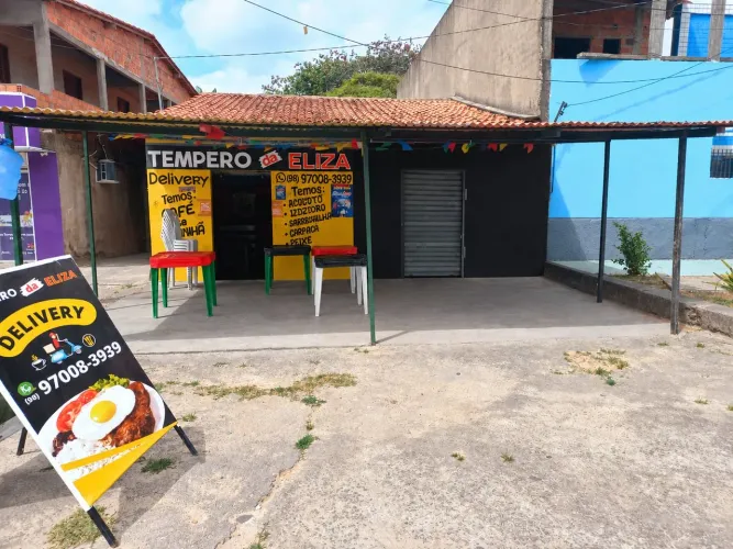 Alugo PRONTO COMERCIAL na VILA Nova (Anjo da Guarda)