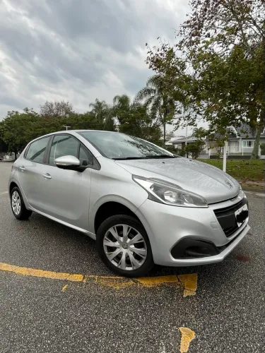 Peugeot 208 Active 1.2 Flex 12V 5P Mec. 2018