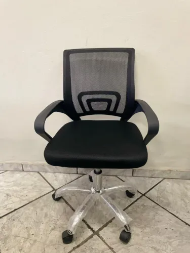 CADEIRA EXECUTIVA EM TELA