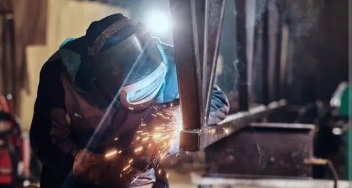 Pequenos reparos de solda