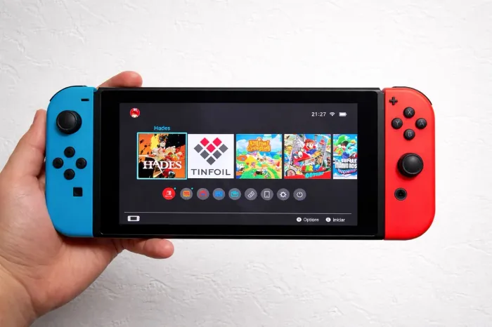 Nintendo Switch V2 - DESBLOQUEADO 