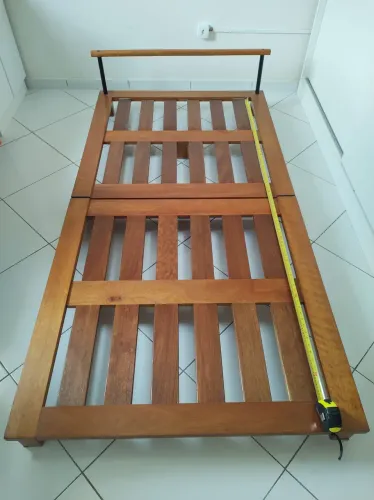 Cama solteiro estilo japonesa Tok Stok