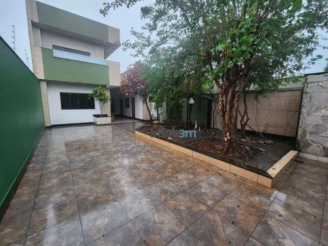 Sobrado com 4 dormitórios à venda, 200 m² por R$ 540.000,00 - Jardim São Paulo - Londrina/