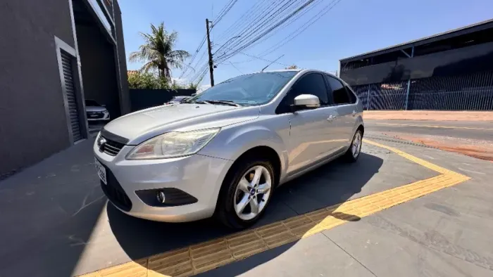 Ford Focus 2.0 16v/se/se Plus Flex 5P Aut. 2012