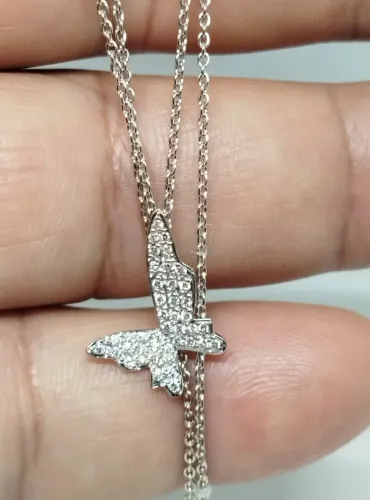 Colar e Pingente Borboleta, Ouro branco e diamantes(Talento Joias)