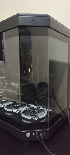 PC GAMER Ryzen 7 5800X + RX 7600 8GB + 32GB RAM + 1TB SSD