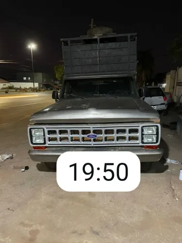 Ford F-1000 S. S. Diesel / S.s. Diesel Turbo 1989