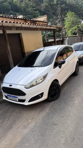 Ford Fiesta 1.5 16V Flex Mec. 5P 2014