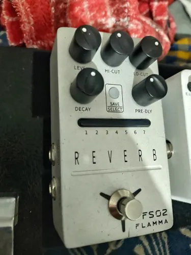 Reverb Flama FS02 aceito trocas