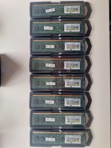 Kit 8 bancos de memória de 4GB DDR3 1600 MHz Markvision - Novos!