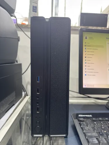 Mini CPU W11 Intel Core i5 3.1ghz 16gb RAM SSD 220GB + Monitor Philips 19? + Teclado