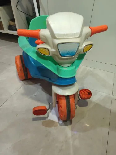 Triciclo infantil