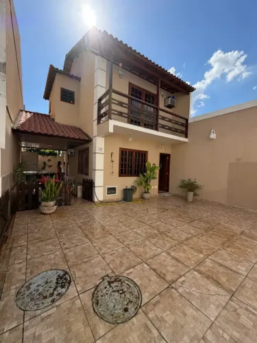 LINDA CASA A VENDA EM CONDOMINIO NO BAIRRO SÃO JORGE EM CAMPO GRANDE/RJ