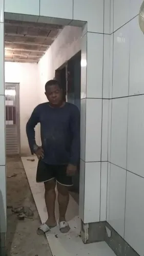 Pedreiro compretã faz tudo 