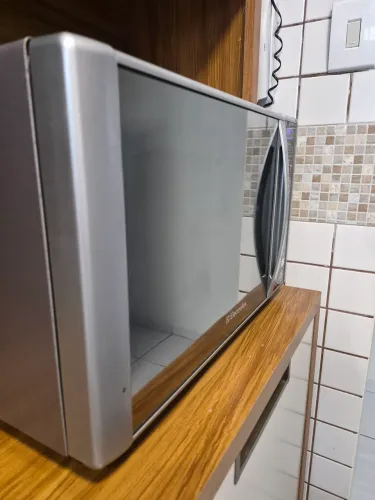 Micro-ondas Electrolux Grande 31L