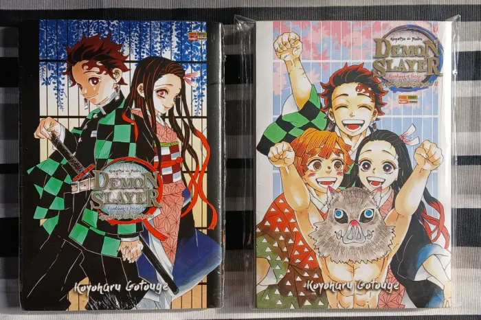 Demon Slayer: Kimetsu No Yaiba - Fanbook Oficial Vol. 1 e 2 (databook)