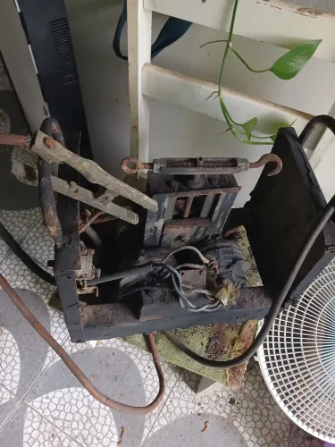 MAQUINA DE SOLDA 200 R$