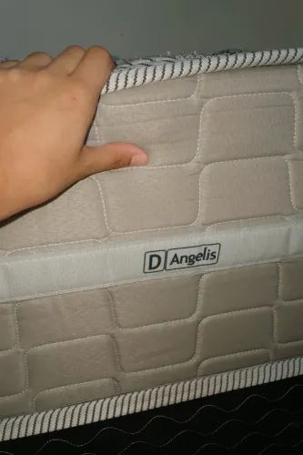 VENDO COLCHÃO + BOX