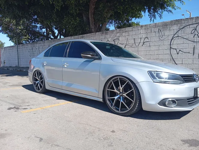 Volkswagen Jetta Comfortline 2.0 T.flex 8V 4P Tipt. 2011