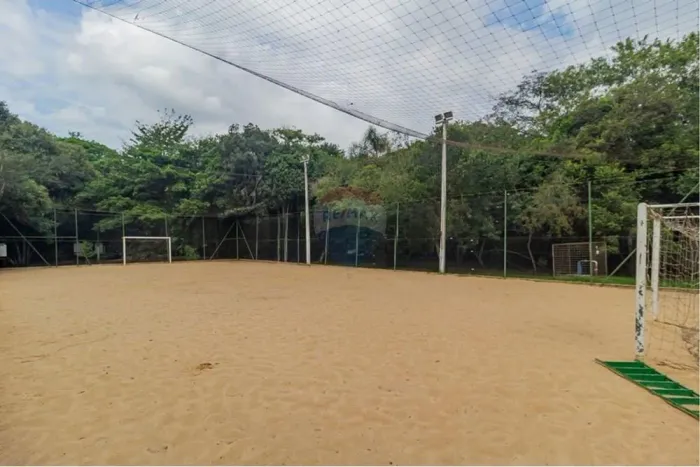 "Terreno dos Sonhos no Condomínio Cantegril"