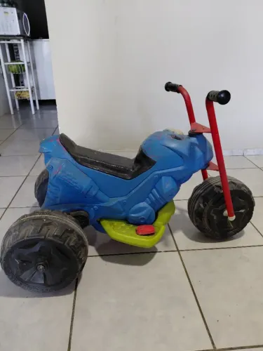Tricíclo Elétrico Infantil