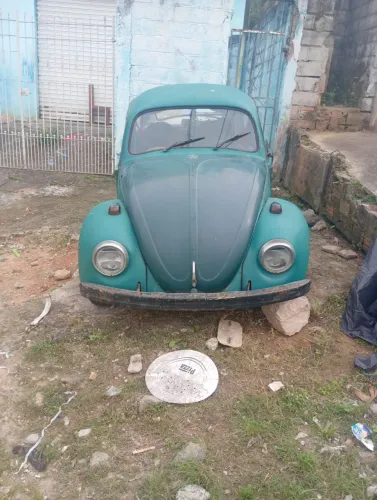 Vende-se carroceria de fusca ano 1983,no precinho apenas 1.500$ acwito proposta também