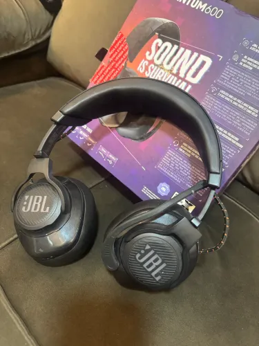 Headset Fone JBL Quantum 600 sem fio